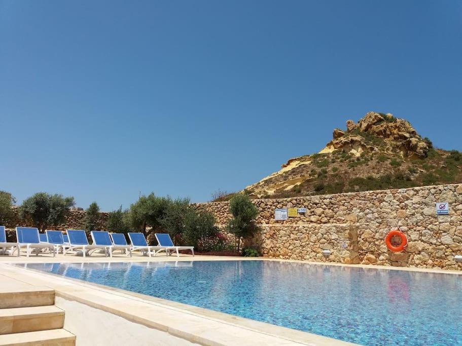 Dreams Of Holiday. Apartment With Pool Marsalforn Exterior photo